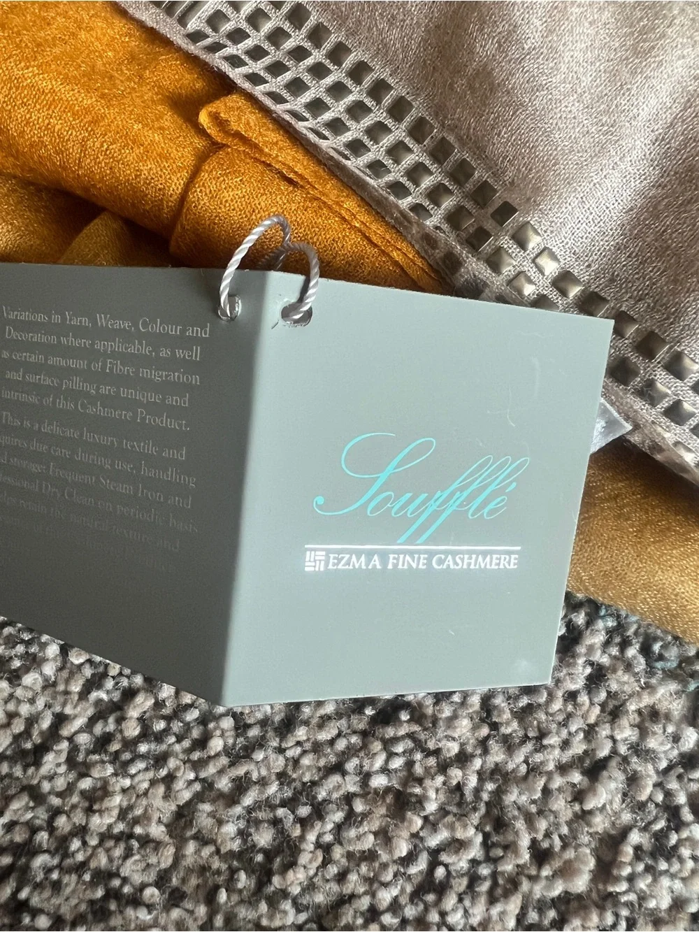 EZMA fine cashmere soufflé wrap